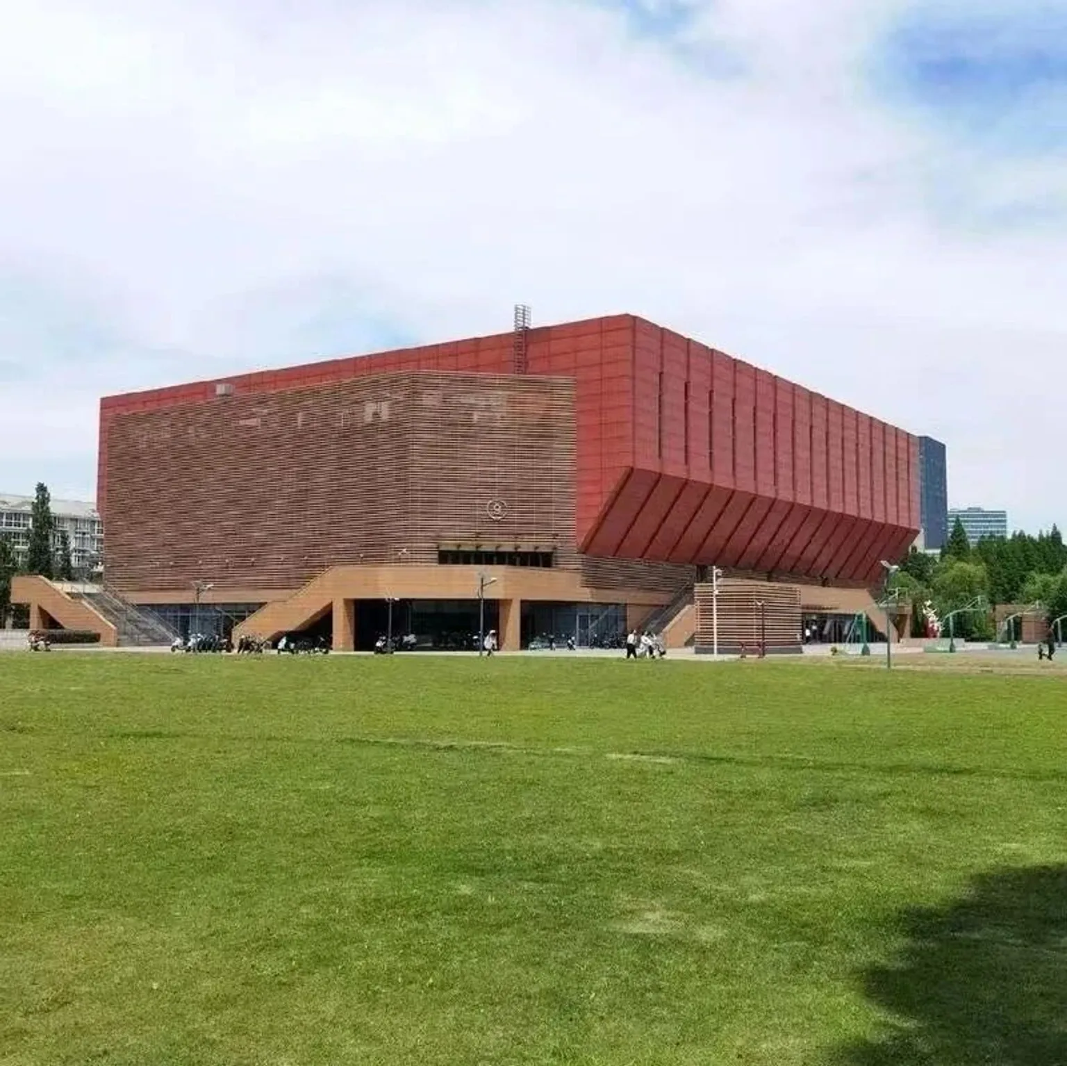 邱伏生 | 醍醐灌顶的交流——调参、透视、人工智能、数学应用